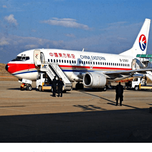 信阳明港航空货运航空快运业稳步发展的原因是什么？